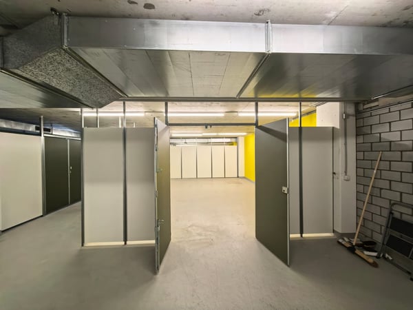 Gewerbe-Lager Units mit Rampe, Ladebrücke & Warenlift 6