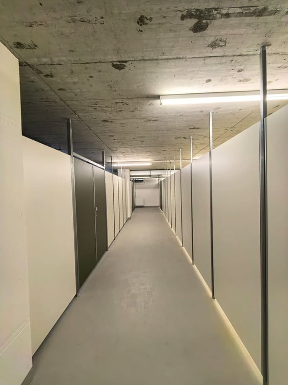 Gewerbe-Lager Units mit Rampe, Ladebrücke & Warenlift 2