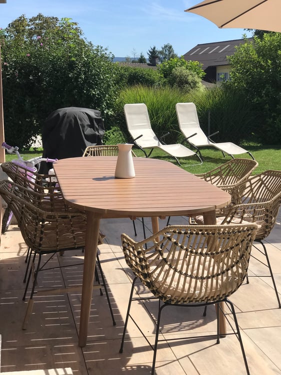 Modernes 2.5-Zimmer-Einfamilienhaus mit Garten in Birrhard 3