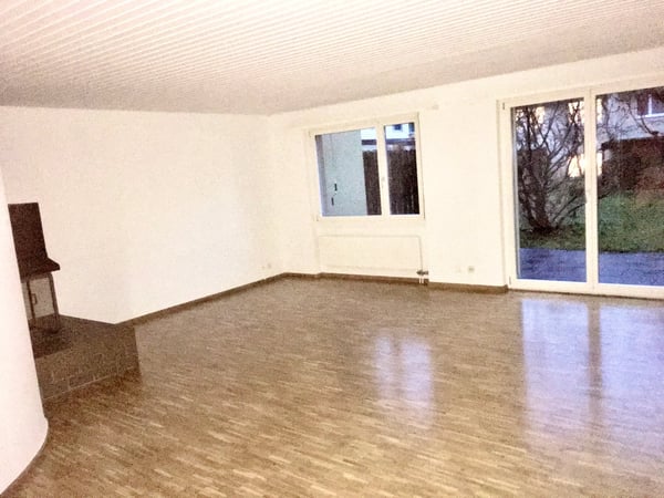 Charmantes 2.5-Zimmer-Reihenhaus mit Garten und Garage in Dornach 4