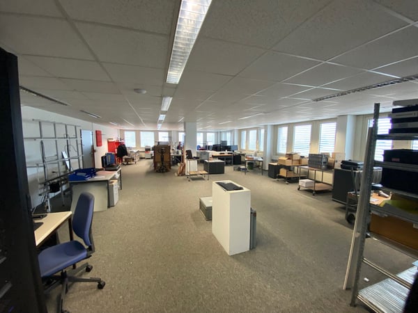 Helle Büroräume zur Untermiete an zentraler und verkehrsgünstiger Lage in Schlieren 8