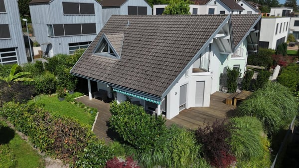 Doppeleinfamilienhaus an sonniger Lage 1