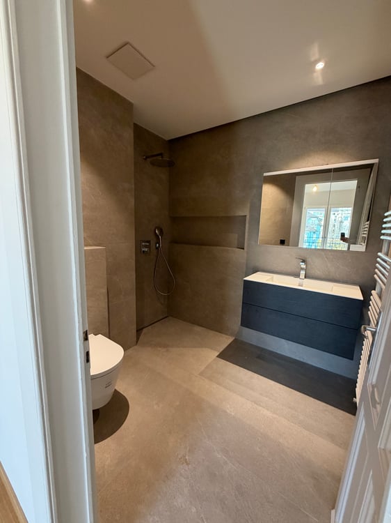 Appartement NEUF de haut-standing avec vue panoramique sur le lac et les Alpes 15