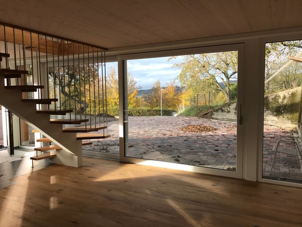 Maisonette Wohnung mit Aussicht und grosszügigem Umschwung - Erstvermietung 5