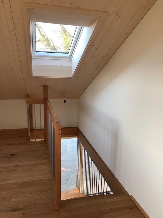 Maisonette Wohnung mit Aussicht und grosszügigem Umschwung - Erstvermietung 9