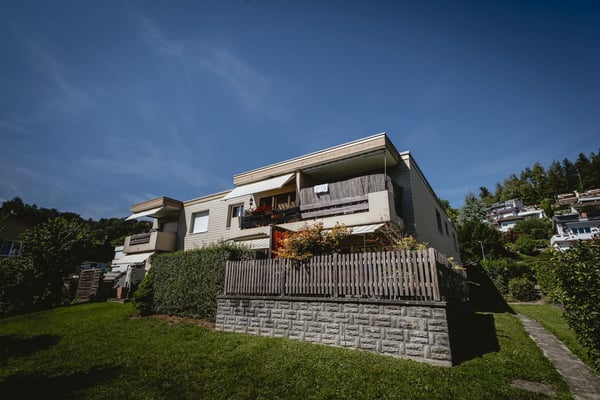 Einmalige 1.5 Zi. Wohnung an ruhiger und optimal besonnter Lage 1