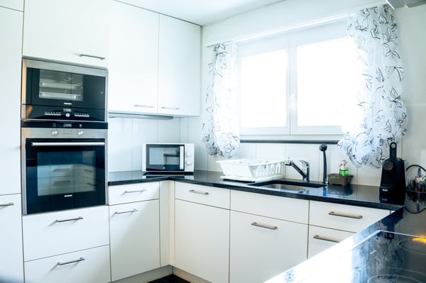 Einmalige 1.5 Zi. Wohnung an ruhiger und optimal besonnter Lage 10