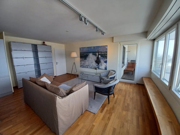 Möblierte 1.5-Zimmerwohnung mit Seesicht| Furnished 1.5-room apartment with lake view 7