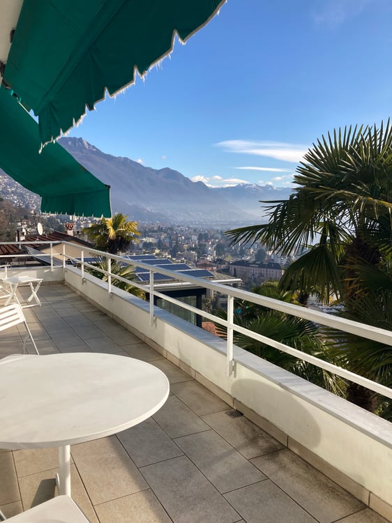 Charmante möblierte 1.5-Zimmer Ferien-Wohnung in Locarno 2