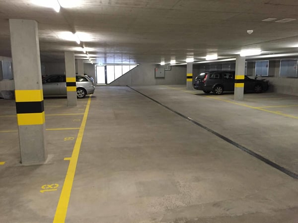 Einstellhallenplätze