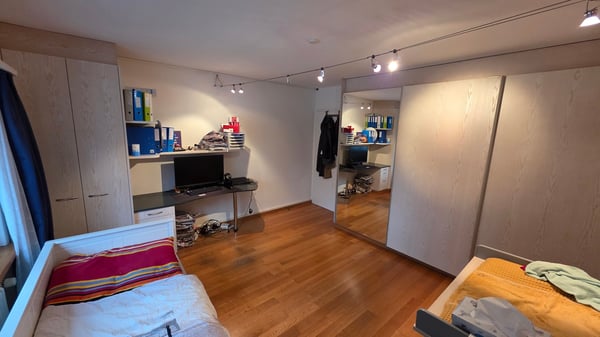 Befristet zu mieten 1.5-Zimmer-Wohnung mit Garten in Zürich Seebach 10