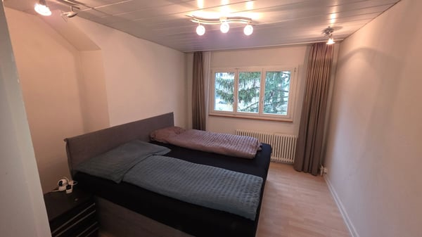 Befristet zu mieten 1.5-Zimmer-Wohnung mit Garten in Zürich Seebach 11