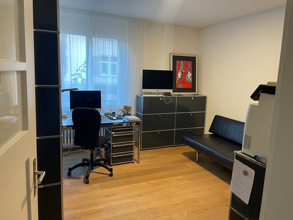 Exklusive 1.5-Zimmer-Wohnung in ruhigem Park und mitten in Chur 10