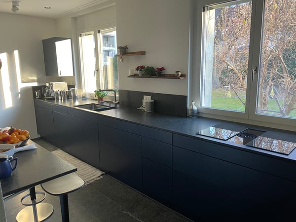 Exklusive 1.5-Zimmer-Wohnung in ruhigem Park und mitten in Chur 3