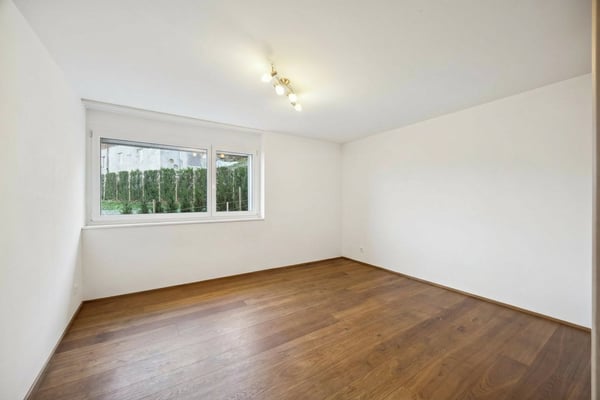 Gepflegte 1.5-Zimmer-Wohnung mit grosser Terrasse und Fernsicht in Siebnen 4