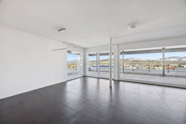 Gepflegte 1.5-Zimmer-Wohnung mit grosser Terrasse und Fernsicht in Siebnen 7