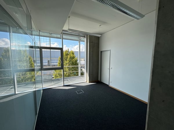 Modernes Büro (6 Gehminuten vom Bahnhof, <5 Fahrtminuten von der A2) 3