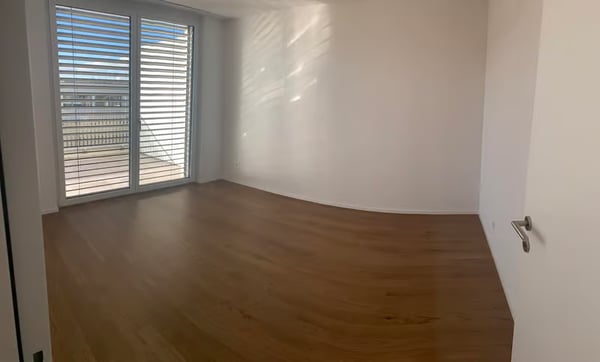 Exkl. 1.5-Zimmer-Dachwohnung mit grosser Dachterrasse 2