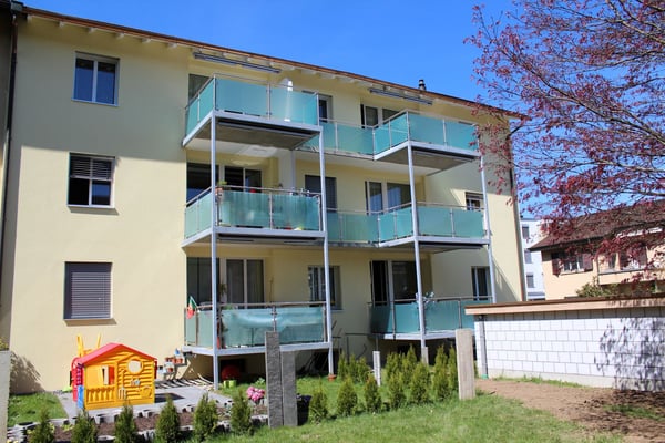 Lichtdurchflutete 1.5-Wohnung an zentraler Lage 1