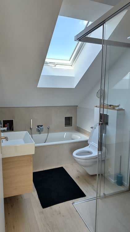 Lichtdurchflutete 1.5-Wohnung an zentraler Lage 2