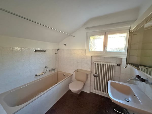 Charmantes 1.5-Zimmer-Einfamilienhaus in ruhiger Lage in Wohlen AG 7