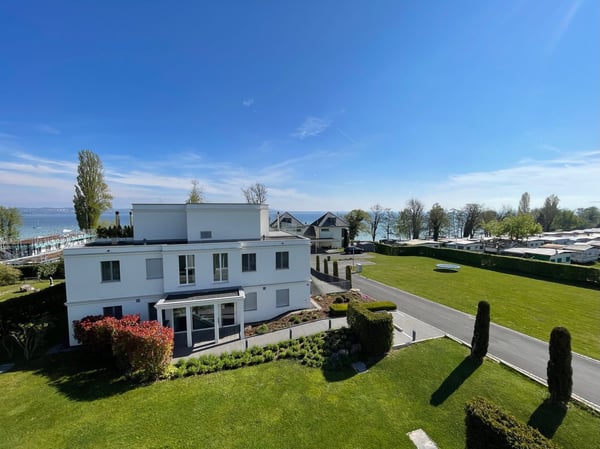 Seegrundstück und Badeplatz mit hochwertiger Attikawohnung sucht neuen Mieter 2