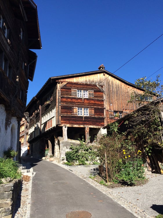 Historische 1.5-Zimmer-Attikawohnung mit Aussicht im Städtli Werdenberg 1