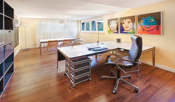 Traumhaftes Einfamilienhaus mit viel Umschwung und Seesicht 10