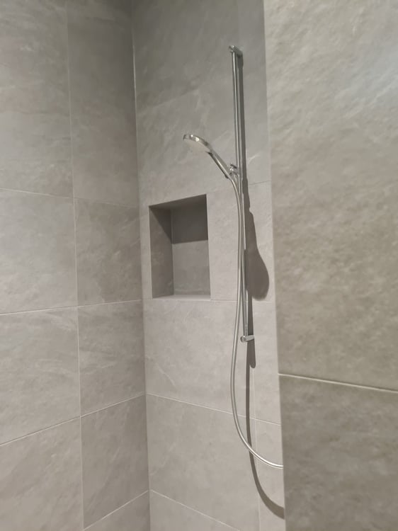 Moderne 1.5-Zimmer-Büroräume mit Berg- und Seeblick in Schindellegi 5