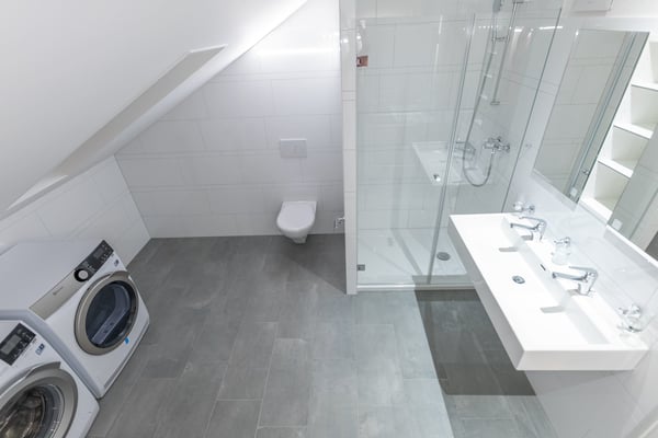 Wohnen als Erlebnis - Grosszügige 1.5-Zimmer-Dachwohnung auf dem Kapuzinerberg zu vermieten 9