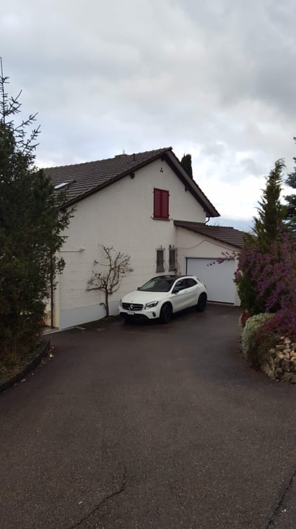 Charmantes 1-Zimmer-Einfamilienhaus am sonnigen Lägernhang 3