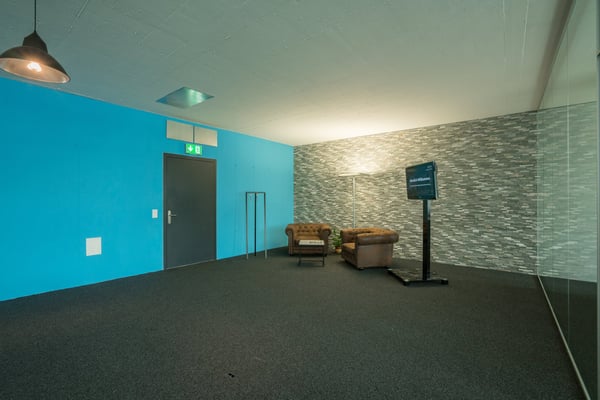 Top-Gelegenheit: Helles Büro (16 m²) in Zürich-Binz zu attraktiven Konditionen 4