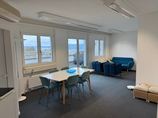 Möblierte, moderne 120m²-Bürofläche mit Parkplätzen / Kurzfristig/flexible Mietdauern möglich 13