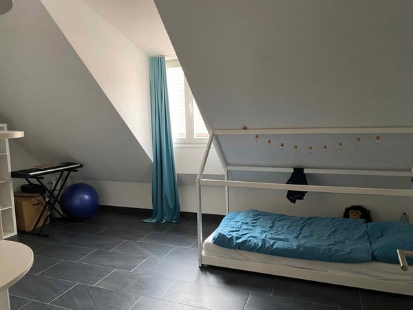 Moderne 1.5-Zimmer Maisonette Wohnung in Löhningen 8