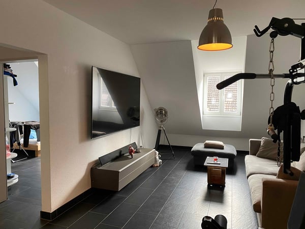 Moderne 1.5-Zimmer Maisonette Wohnung in Löhningen 2