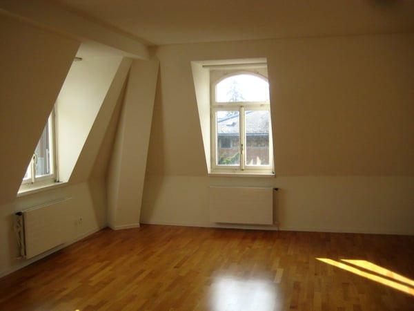 Charmante 1-Zimmer-Maisonette-Wohnung an der Zollikerstrasse Kreis 8008 7