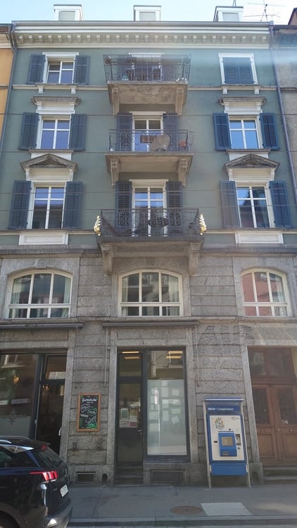 Kreis 4: Design Maisonette-Loft in renoviertem Altbau 18