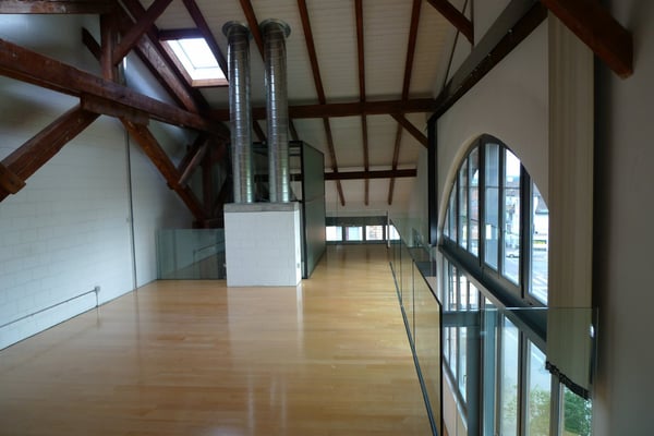 Einmalige Gelegenheit: Traumhafte Loft mit Galerie & großer Fensterfront zu verkaufen! 4