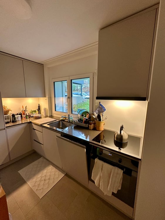 Calm & Central 2.5-room Apartment (60m2) – Zürich City Center 3