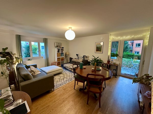 Calm & Central 2.5-room Apartment (60m2) – Zürich City Center 1