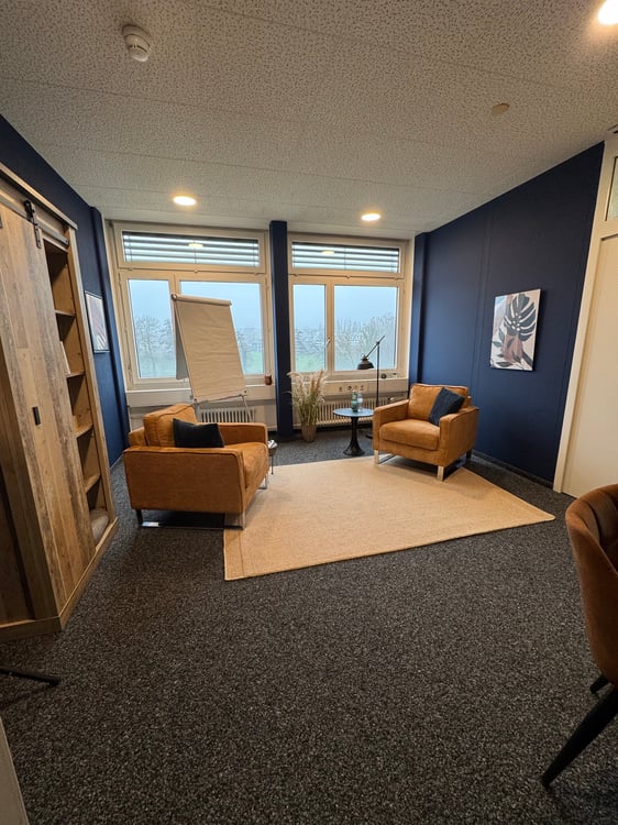 Wunderschöner, stilvoll eingerichteter Praxis- & Coachingraum 6