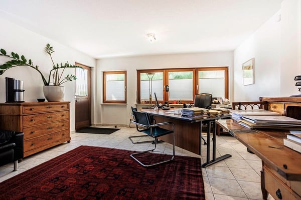 Charmantes freistehendes Mehrfamilienhaus in ruhiger Lage von Rheinfelden -Herten 10