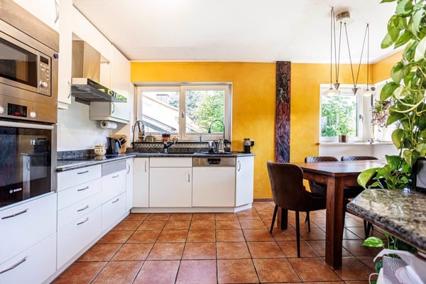 Charmantes freistehendes Mehrfamilienhaus in ruhiger Lage von Rheinfelden -Herten 9