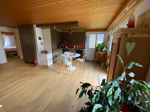 Charmante 1.5-Zimmer-Wohnung in ruhiger, sonniger Lage in Latterbach 1