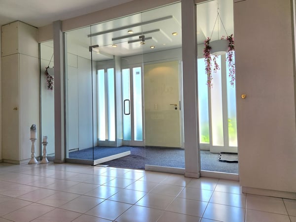 Exklusive 2.5-Zimmer-Villa mit Garten in Rorschacherberg 3