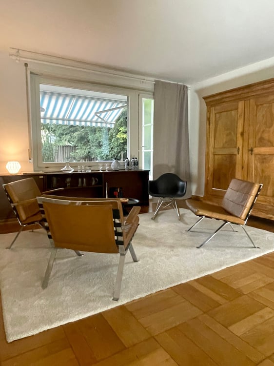 Grosszügiges 9-Zimmer-Einfamilienhaus in ruhiger Lage von Zürich-Altstetten 9