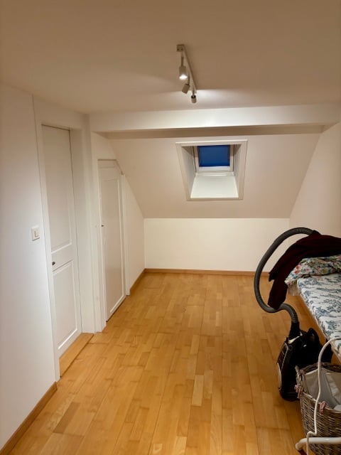 Charmante 1.5-Zimmer-Wohnung im Dorfkern von Einsiedeln 11