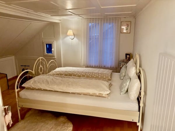 Charmante 1.5-Zimmer-Wohnung im Dorfkern von Einsiedeln 12