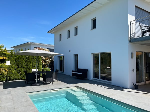 Exklusives 1.5 Zimmer-Doppeleinfamilienhaus 1