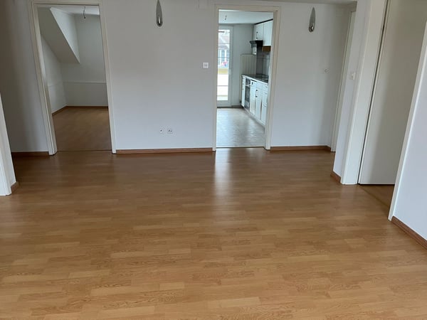 Moderne 1.5-Zimmer-Wohnung mit Balkon in Rorschach 1